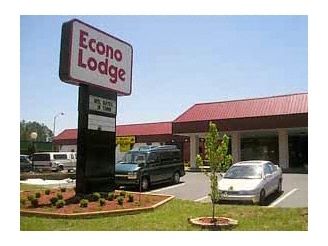 The Sanford Inn Exterior photo